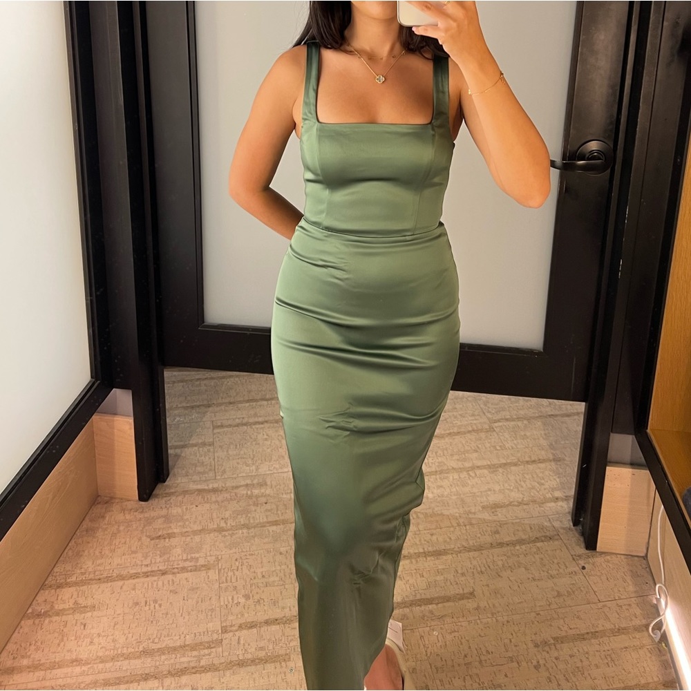 Abercrombie sage green satin midi dress